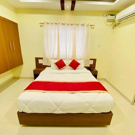 Prabhuvihar Residency Hotel Porvorim Exterior photo