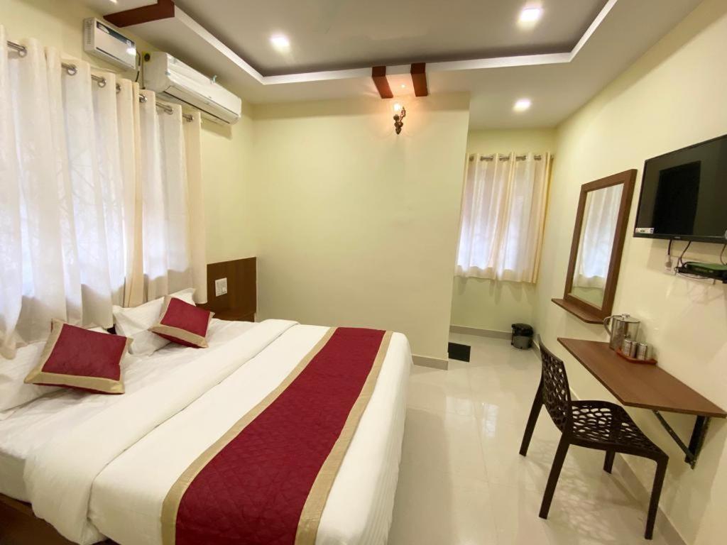 Prabhuvihar Residency Hotel Porvorim Exterior photo