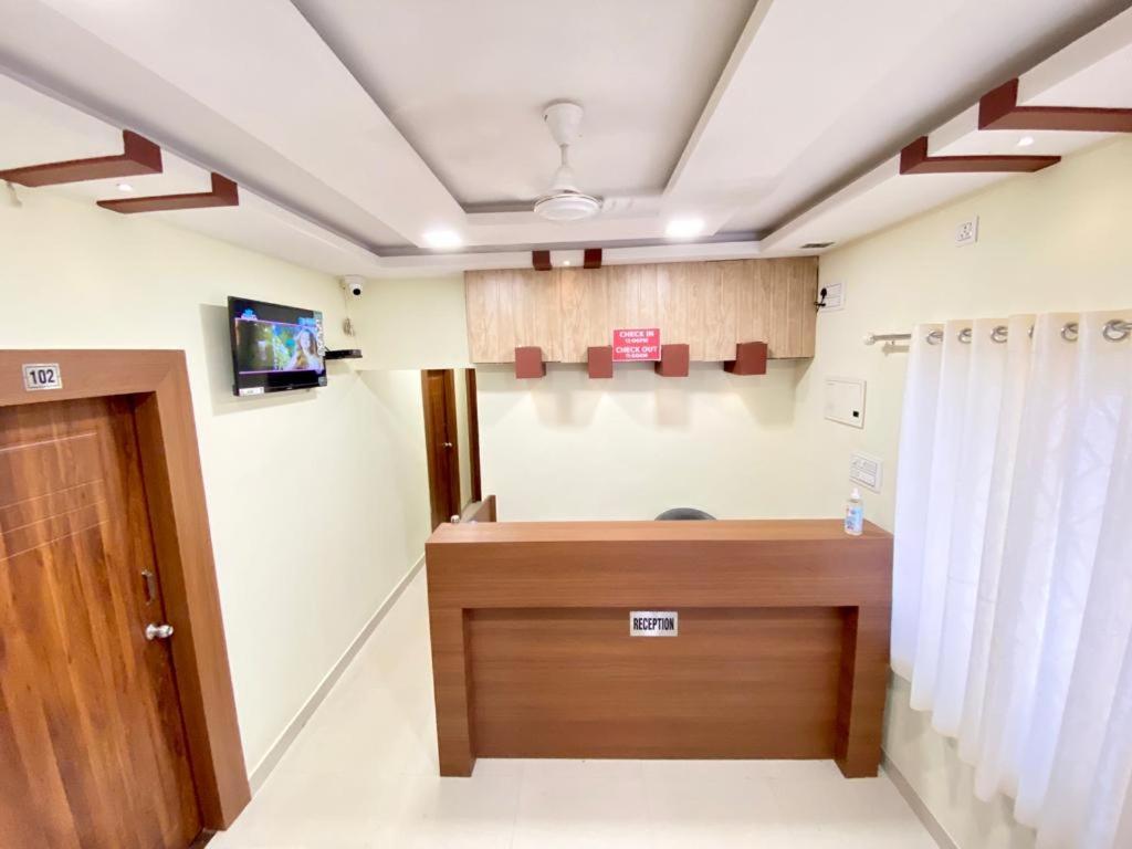 Prabhuvihar Residency Hotel Porvorim Exterior photo