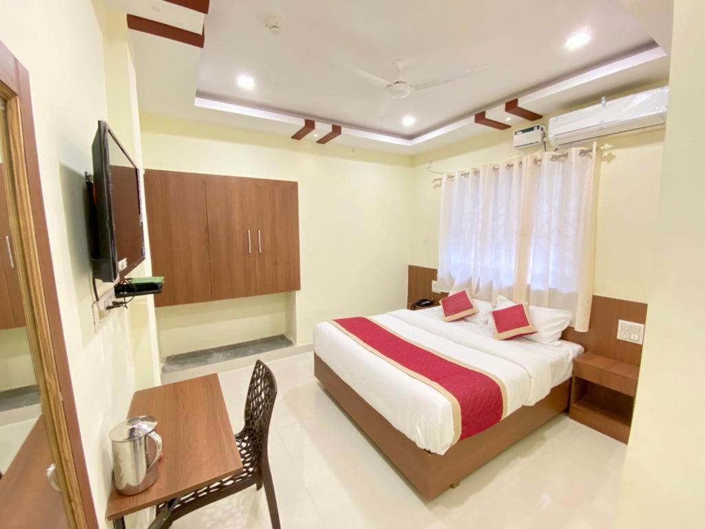 Prabhuvihar Residency Hotel Porvorim Exterior photo