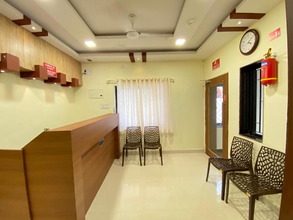 Prabhuvihar Residency Hotel Porvorim Exterior photo